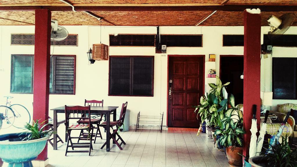 Bunk Inn At Shaka Langkawi Exterior foto